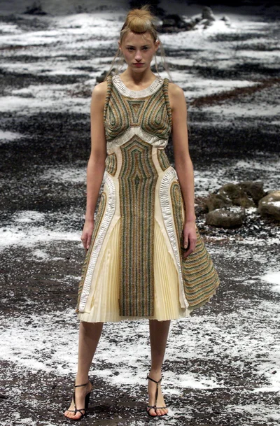 Look 7